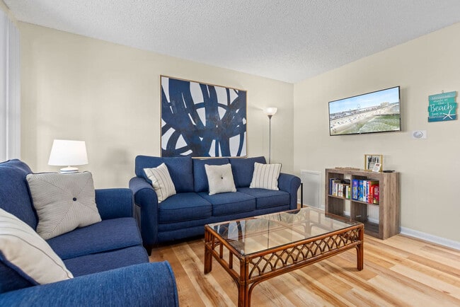 Building Photo - 875 Plymouth Pl Unit ID1308990P