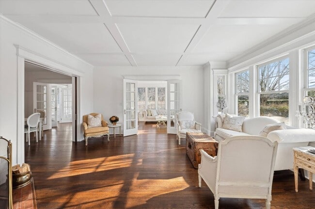 Photo - 65 Herrick Rd