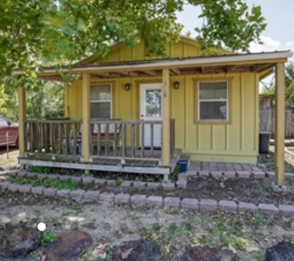 Photo - 128 Gonzales St