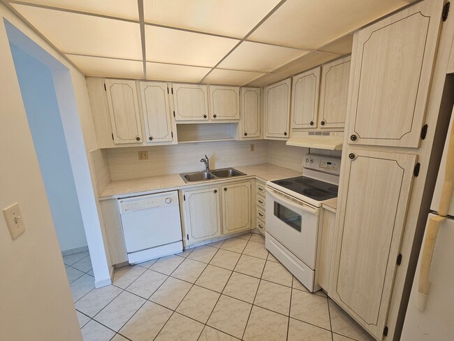 Photo - 1811 Jefferson St Apartment Unit 306