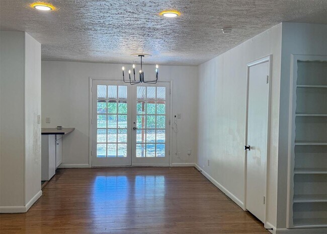 Photo - 10416 Ridgeview Dr