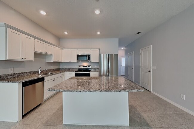 3326 Azolla St