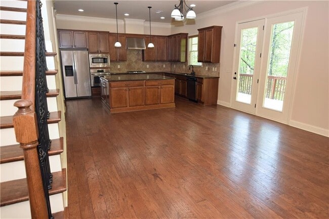 Photo - 1630 Bramble Bush Way