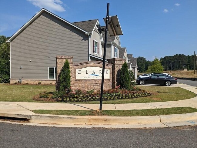 Photo - 131 Clark Lake Ln