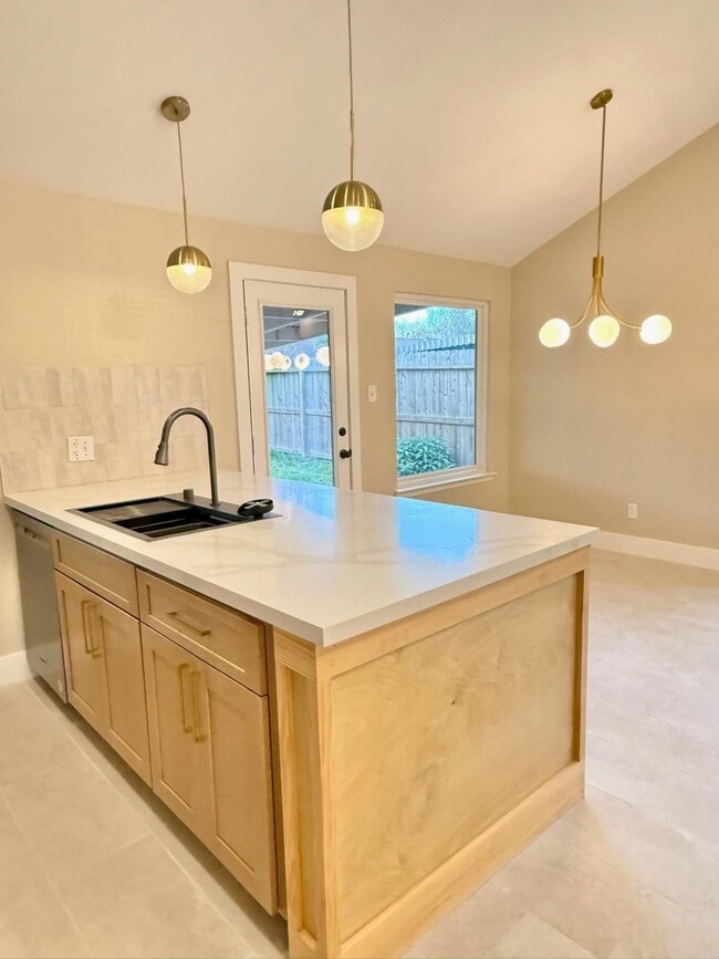 Photo - 1010 Golden Nugget Ct