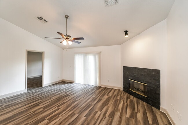 Photo - 9818 Chirping Way