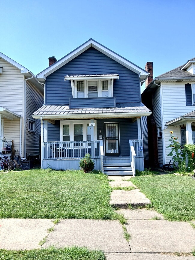 Building Photo - 1334 Oak Grove Ave Rental