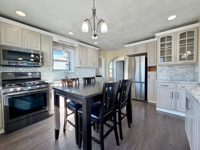 Photo - 36 Annavoy St Unit 2