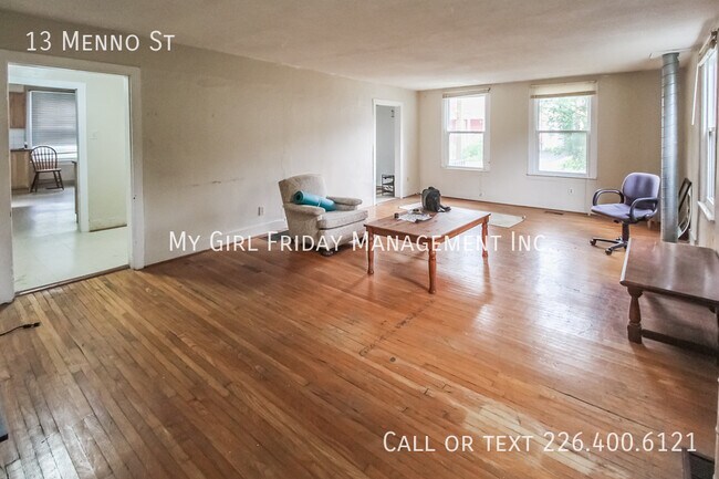 Photo - 13 Menno St
