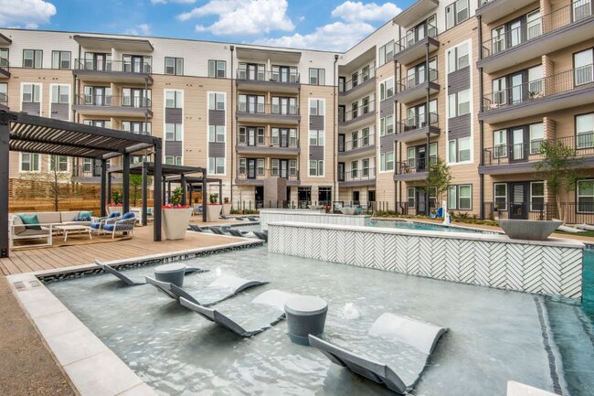 Photo - 2781 N Carroll Ave