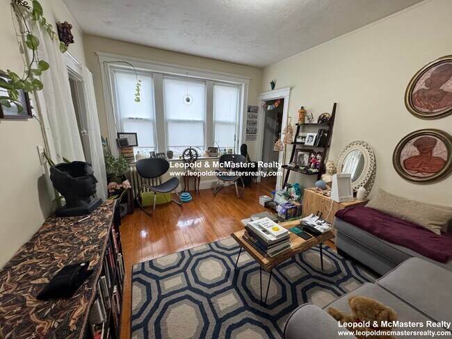 Building Photo - 158 Kelton St Unit 16