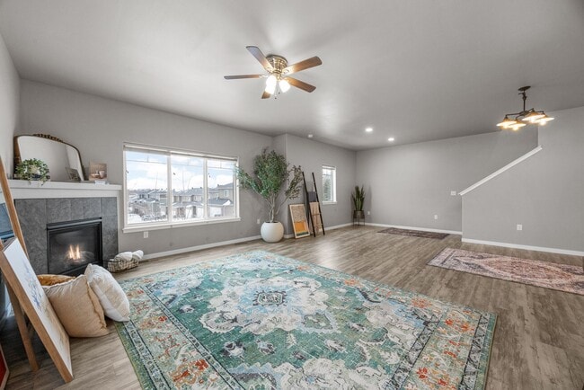 Photo - 290 Kenneth Dr