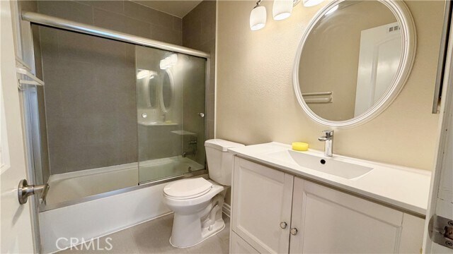 3028 W Cheryllyn Ln