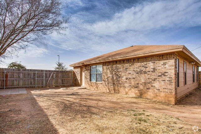 Building Photo - Convenient to SPC/Tech and Med Community Rental