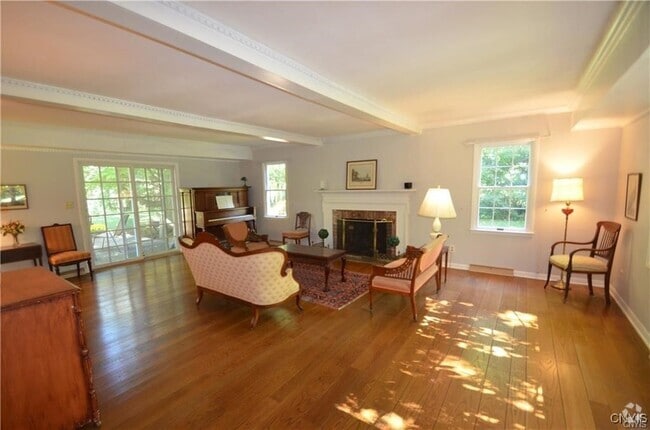 Building Photo - 6891 Woodchuck Hill Rd Rental