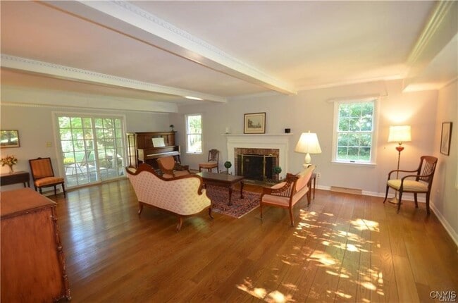 Photo - 6891 Woodchuck Hill Rd