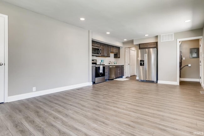 Photo - 2161 Washington Ave