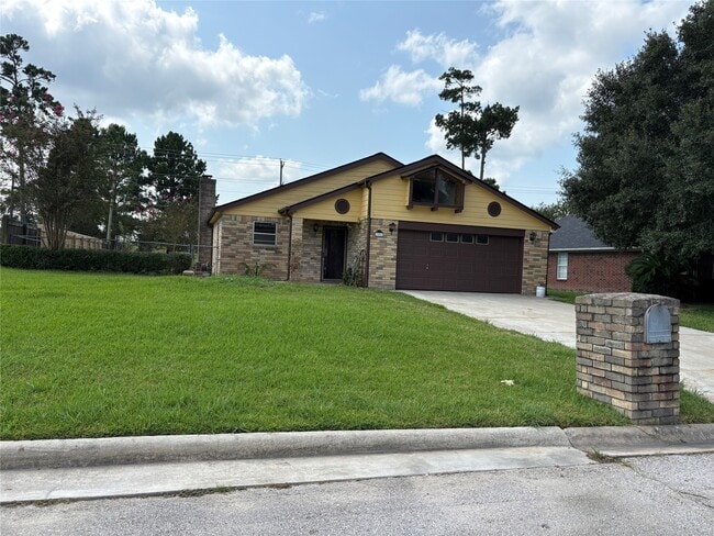 Building Photo - 1401 Andover Ln Rental
