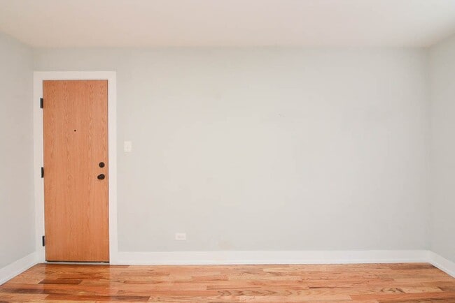 Photo - 2850 N Mildred Ave Unit J01W