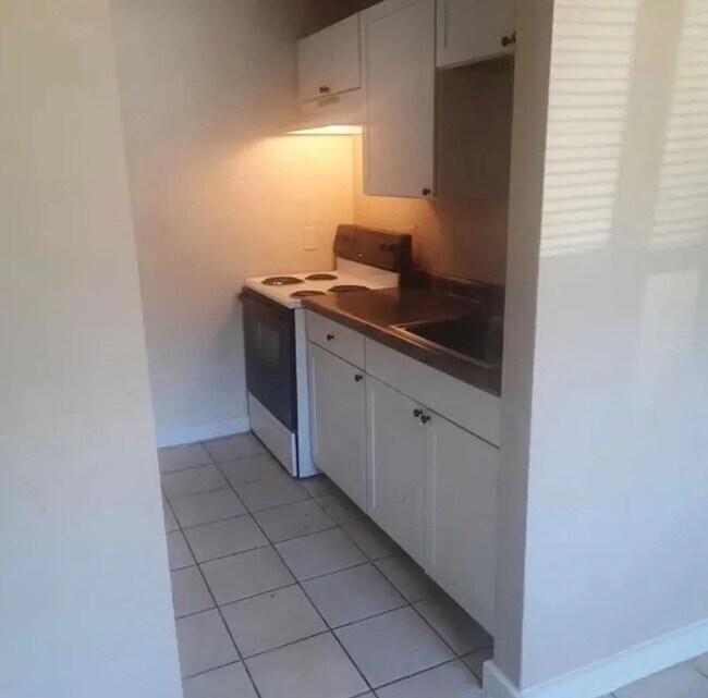 Photo - 1750 N Minneapolis St Unit 304