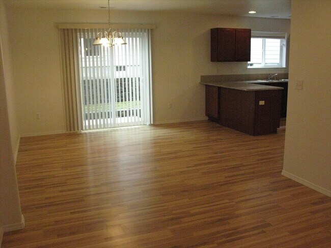 Photo - 109 E Mizzou Ct Unit D