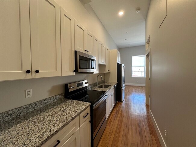 Photo - 34 St Joseph St Unit 9