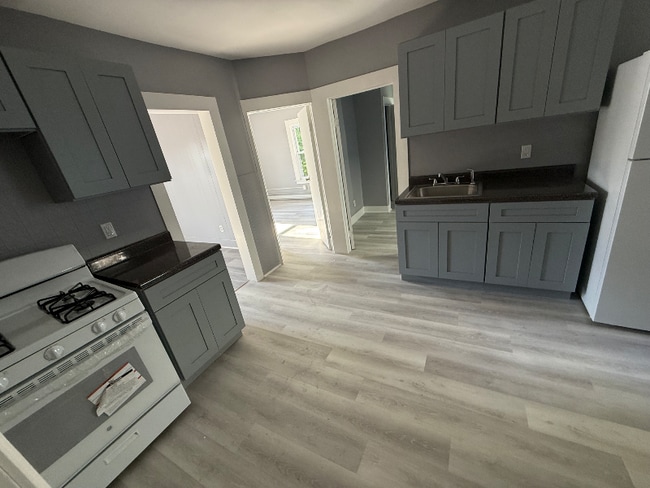 Photo - 247 Washington St Unidad 1s