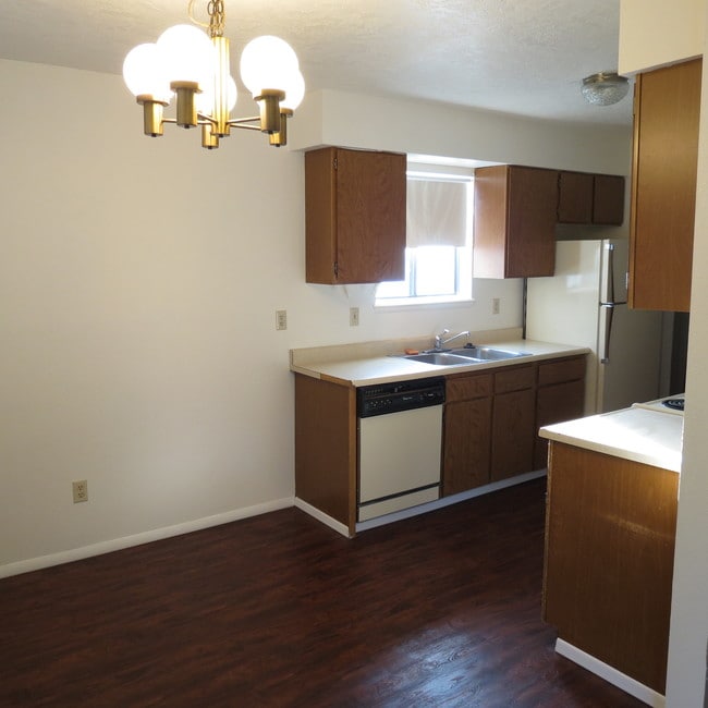 Photo - 1630 S Von Elm St Unit 3