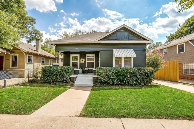 Building Photo - Charming 2-Bed, 2-Bath in Arlington Heights! Unit A Rental