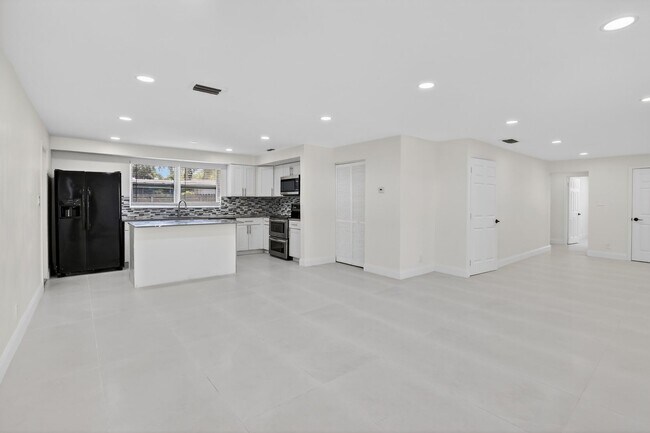 Photo - Renovated 3BR/2BA Corner Single-Family Home – Large Fenced Yard, NO HOA Unit 3/2