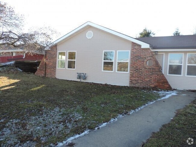Building Photo - 230 SE 121st Rd Unit #1 Rental
