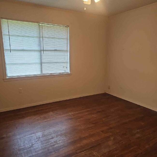 Photo - 227 Houston St