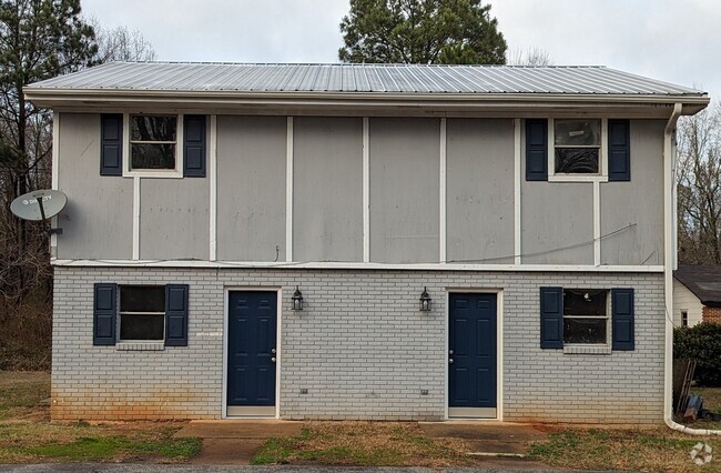 Building Photo - Sartain Drive Athens Unit 125 Rental