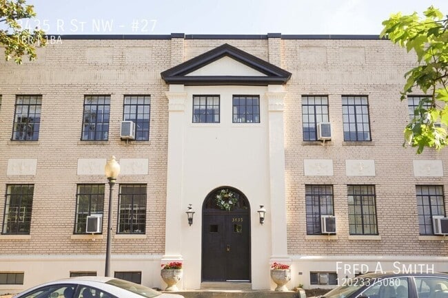Photo - 3435 R St NW