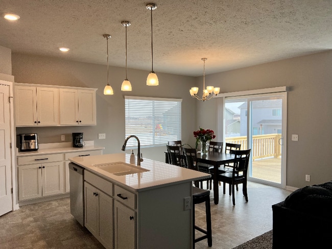 Photo - 1909 Hummingbird Dr