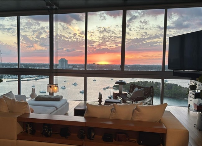 Building Photo - 7930 West Dr Unit 1402