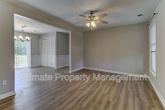Photo - 5038 Shelley Dr
