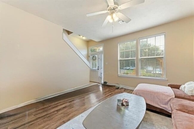 Photo - 3400 Old Bainbridge Rd Unidad 108
