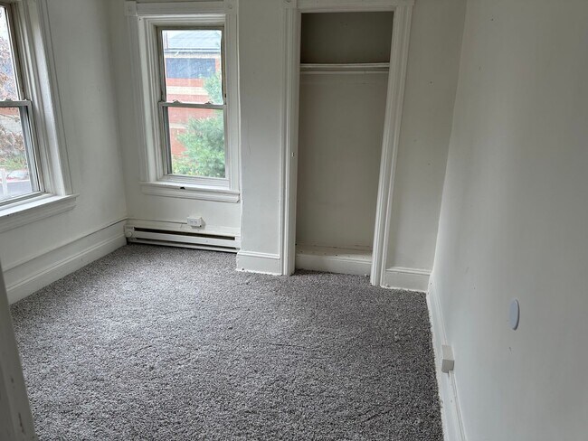 Photo - Beautiful 3 bedroom House for rent