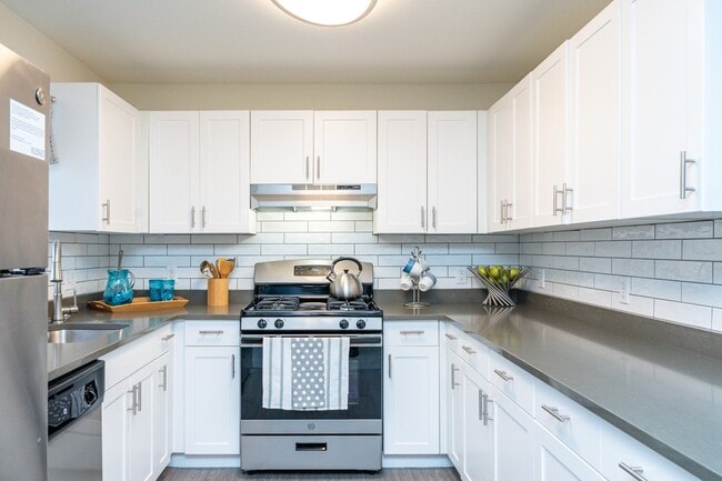 The Ledges - The Ledges Apartments