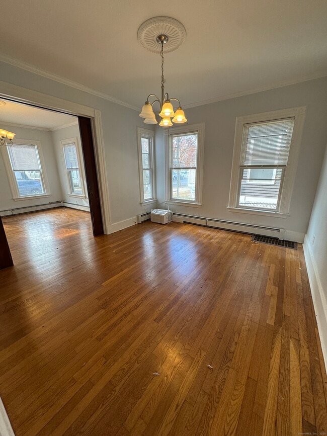 Photo - 73 Lawrence St Unit #1