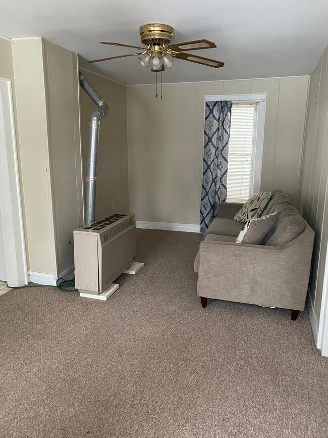 Building Photo - 18 Seminary Ave Unit 18.5 Seminary-1