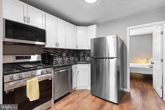 Photo - 331 Ripka St