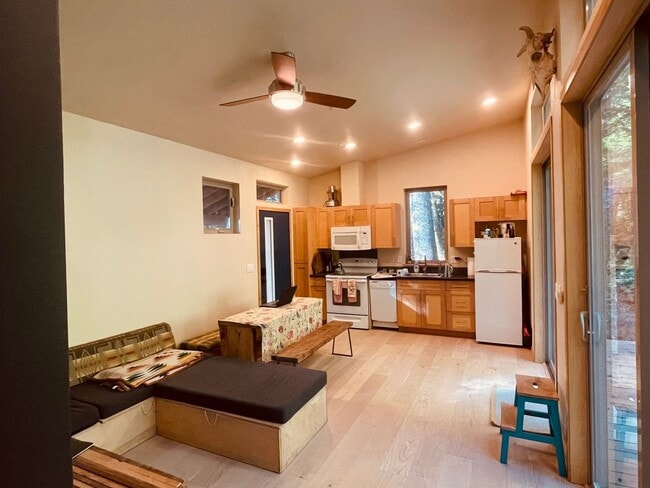 Photo - 79173 Ray Brown Rd
