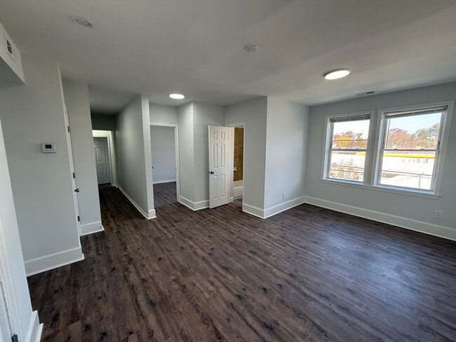 Photo - 1150 17th St NE Unidad 4