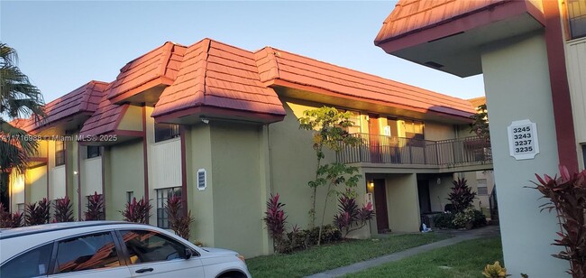 Photo - 3249 NW 104th Ave Condominio Unidad 3249