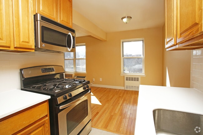 Photo - Belshire Manor I-II