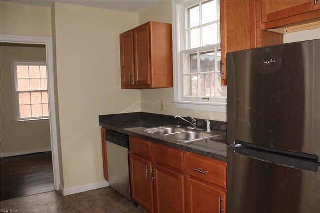 Photo - 3665 Lynnfield Rd Unidad U