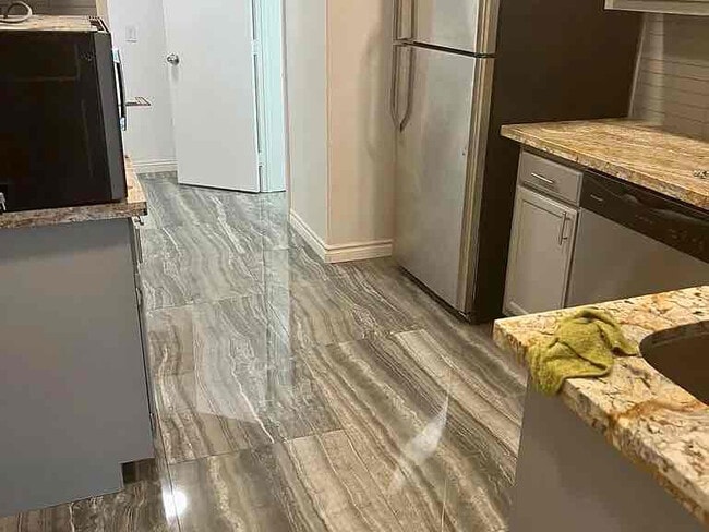 Photo - 242 Star Cluster Cir