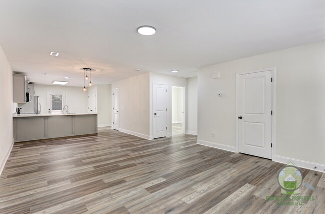 Photo - 125 Lyman Lodge Rd